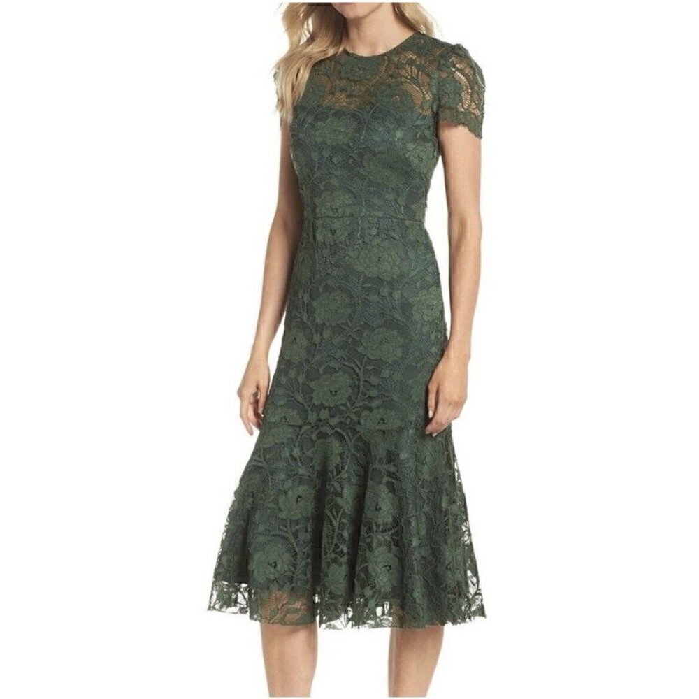 Girl Meets Glam Eve Green Lace Dress 10